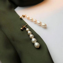 Load image into Gallery viewer, Lumea Linear Freshwater Pearl Drop Earrings S925 Silver Studs Gradient Rice Shaped Pearls Y122

